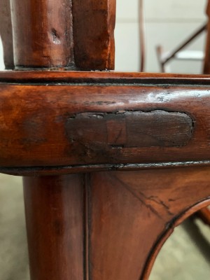 Pair of horse shoe armchair